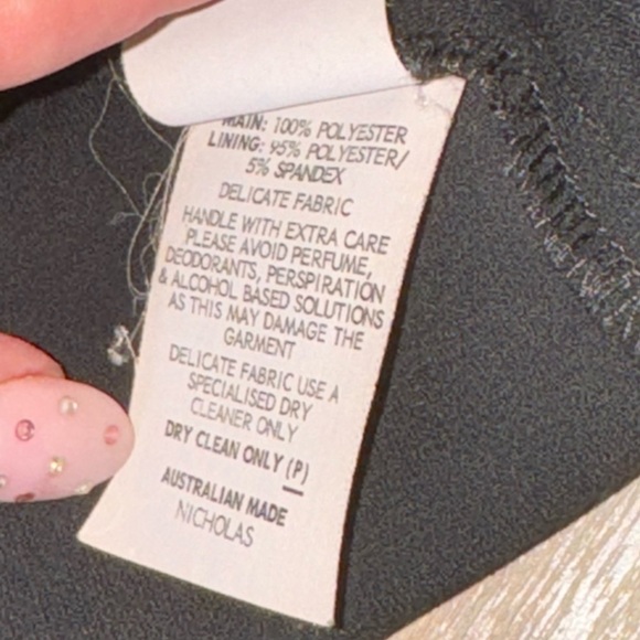 NICHOLAS L/S OPEN SLEEVE BLOUSE - Picture 7 of 9